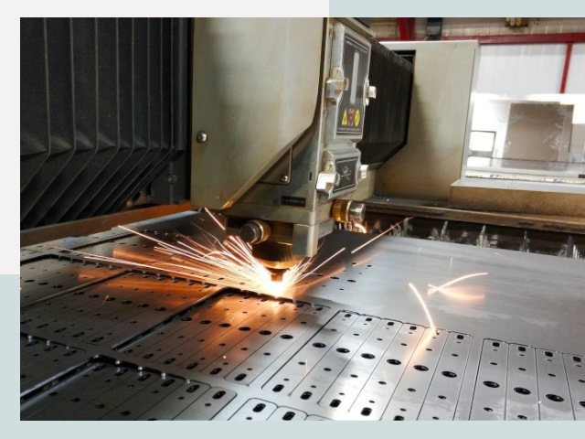 Лазерная резка металла в Березниках от 618 руб.